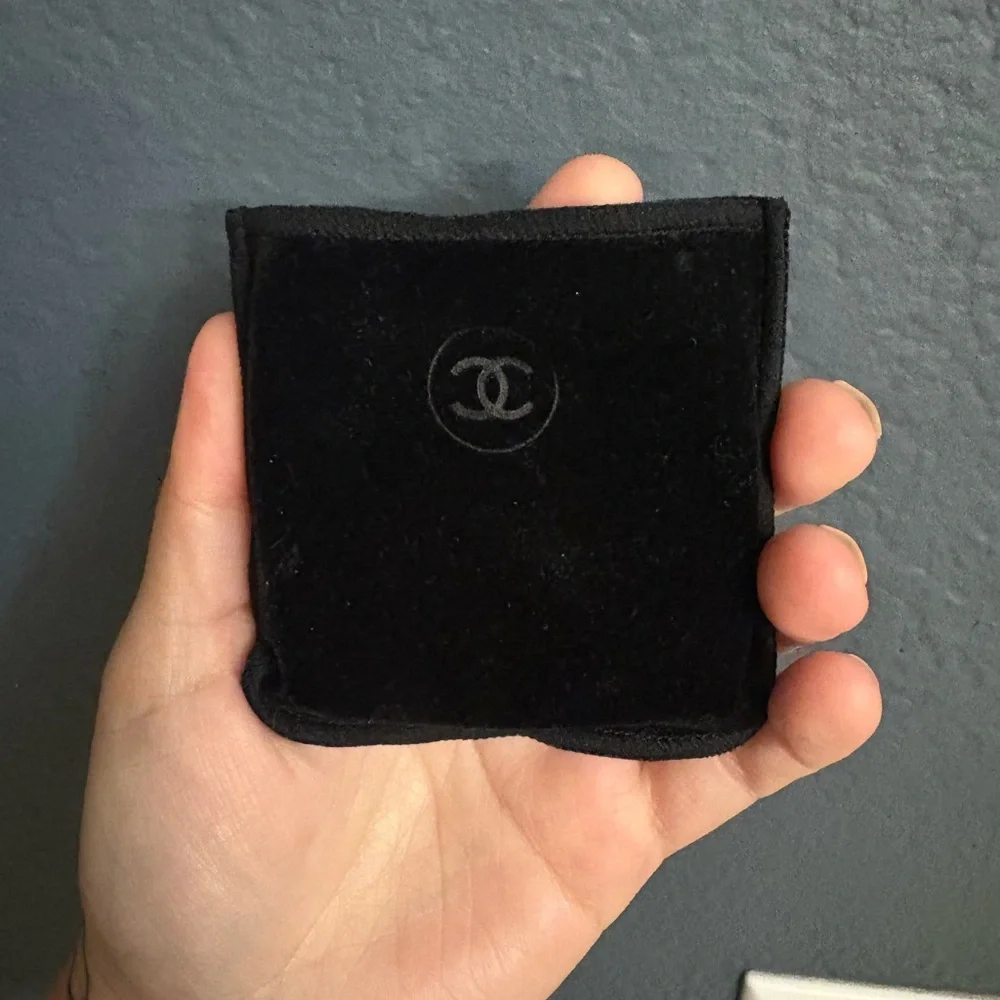 Chanel Powder Blush Compact 602 Rose Ruban - Picture 4 of 4